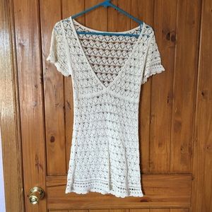 Beige stretch knited shirt